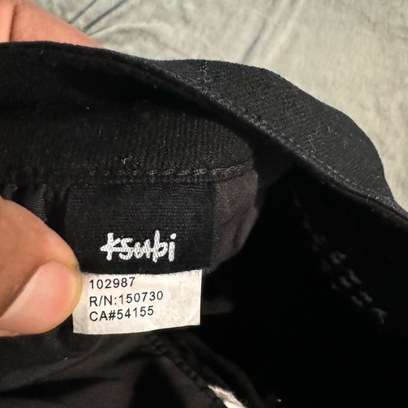 Never worn 🔥,Thick material 🥋,Slim fit so lower sizes can fit✅ - Picture 6 of 7